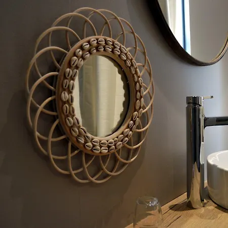 - Cote Bed & Breakfast